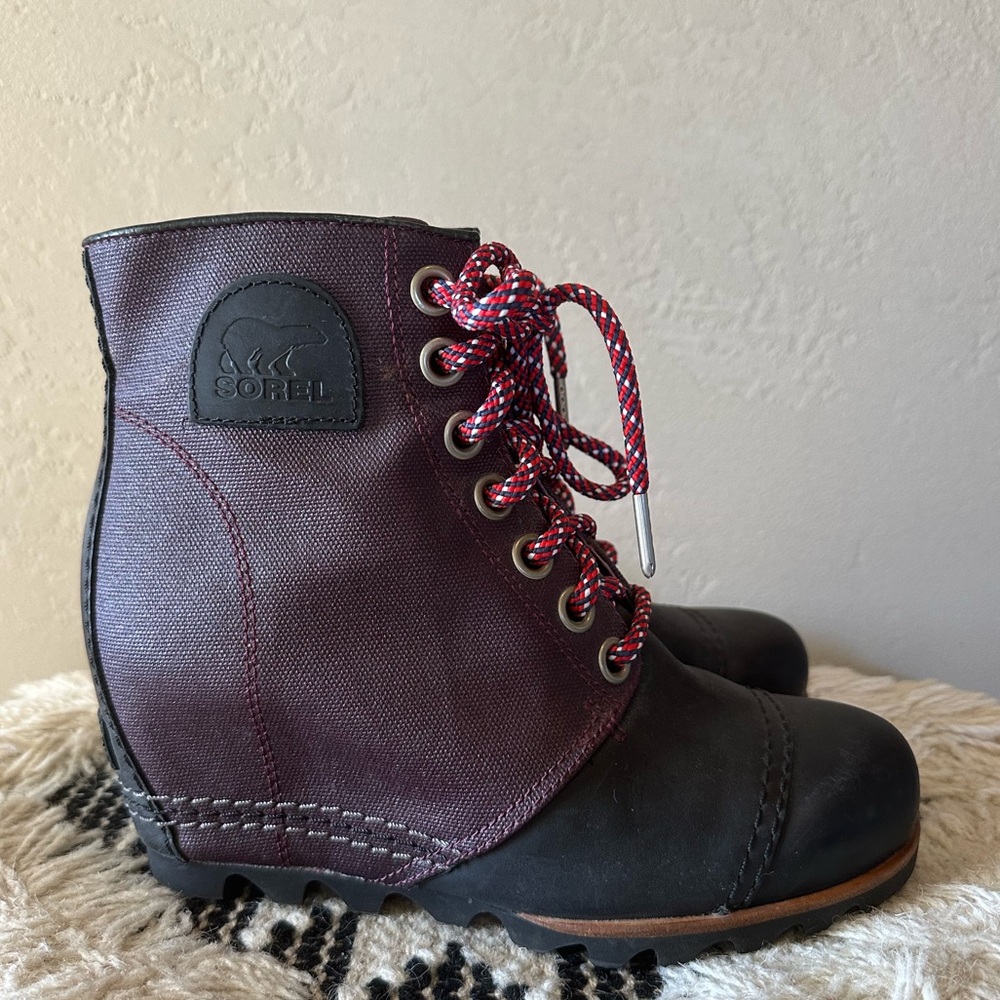 Sorel Women's PDX 1964 Purple Black Wedge Ankle Red Lace-Up Boots